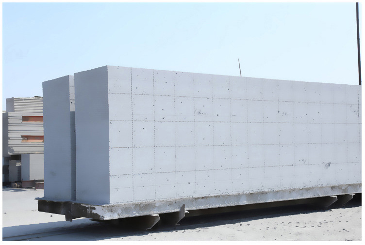万柏林加气块 加气砌块 轻质砖气孔结构及其影响因素